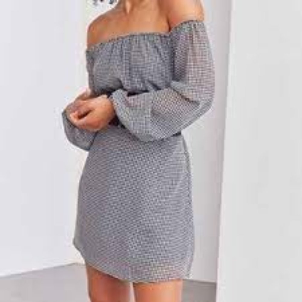 Urban Outfitters Ecote Black/White Gingham Off-the-Shoulder Shift Mini Dress S